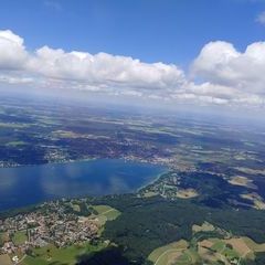 Flugwegposition um 10:50:58: Aufgenommen in der Nähe von Starnberg, Deutschland in 1754 Meter